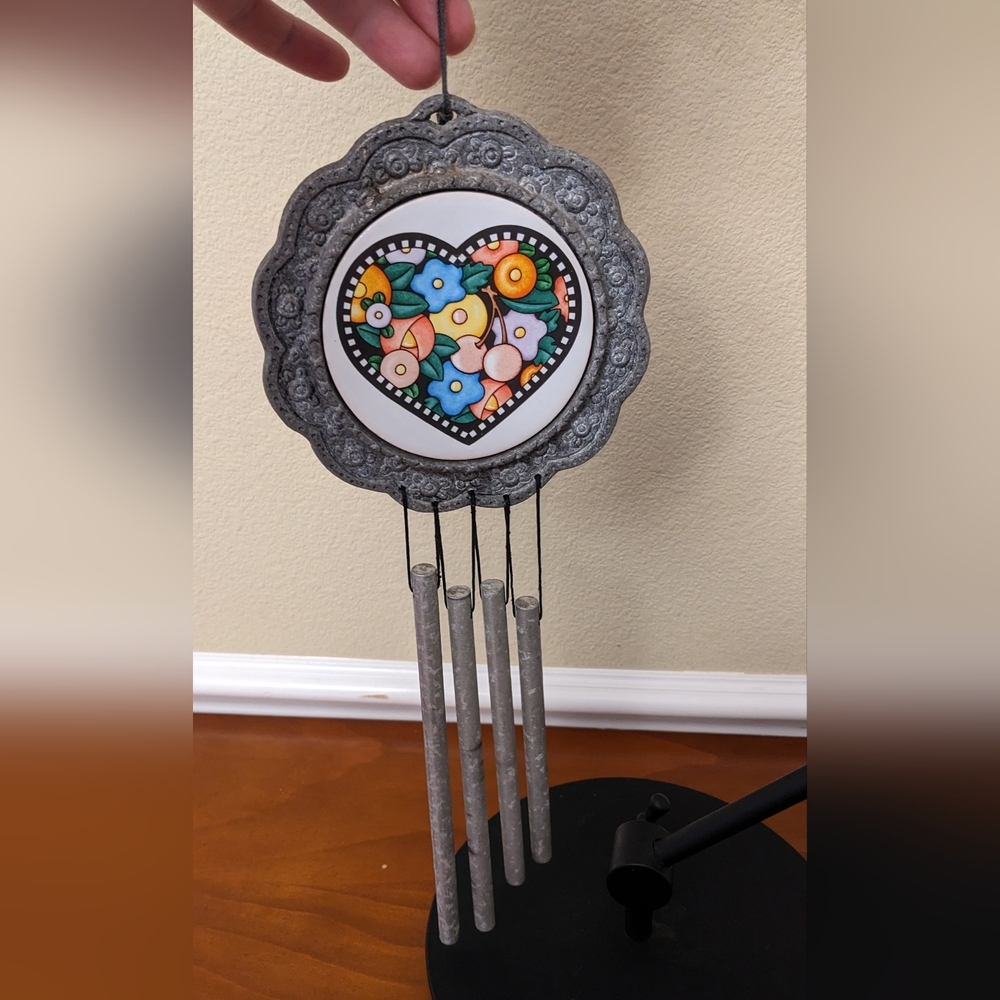 Mary Engelbreit Round Wind Chime Floral Heart Scalloped Imprinted Pewter Rare